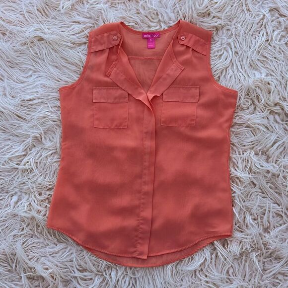 Sleeveless Blouse  - Picture 1 of 3